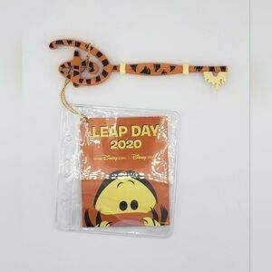 Disney Store TIGGER LEAP DAY 2020 Collectible Key - NEW